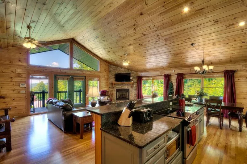 Hiking in the Smokies and coming home to your Smoky Mountain cabin rentals makes your family vacation in the Pigeon Forge area spectacular.